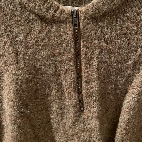 Madewell sweater - Picture 2 of 3